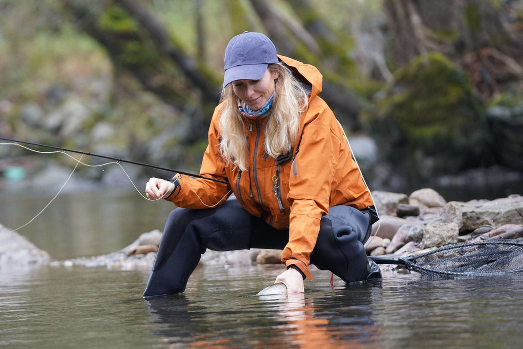 LaFontaine Amber Deep Sparkle Caddis Pupa - 6 Flies Hook Size 16