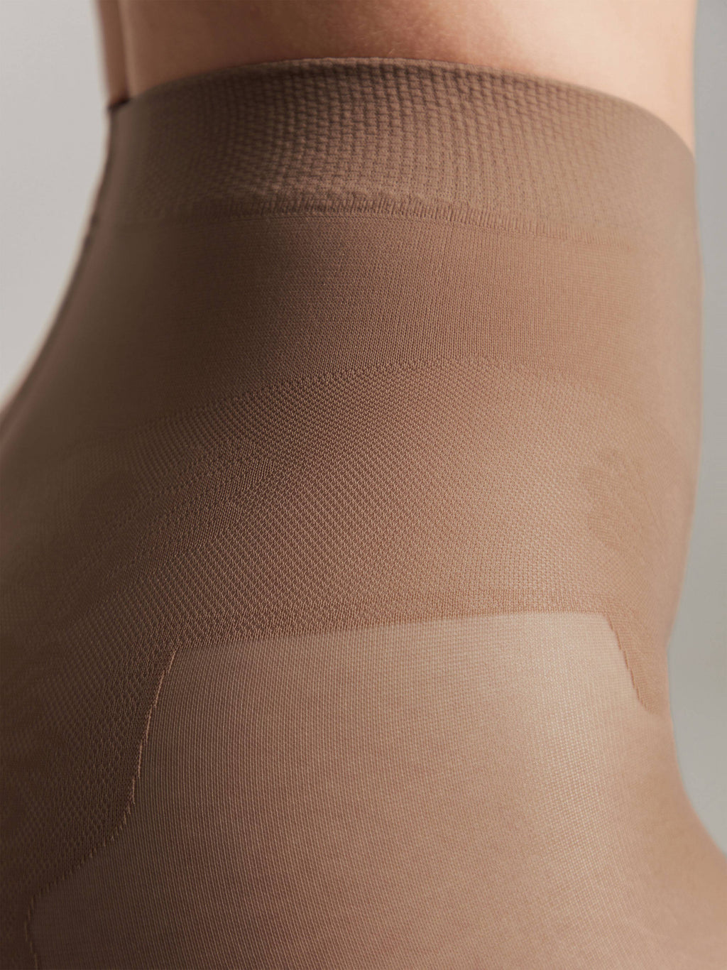 Conte Bikini Soft 40 Den - Classic Women's Tights with a Laced Panties (8S-47SP)
