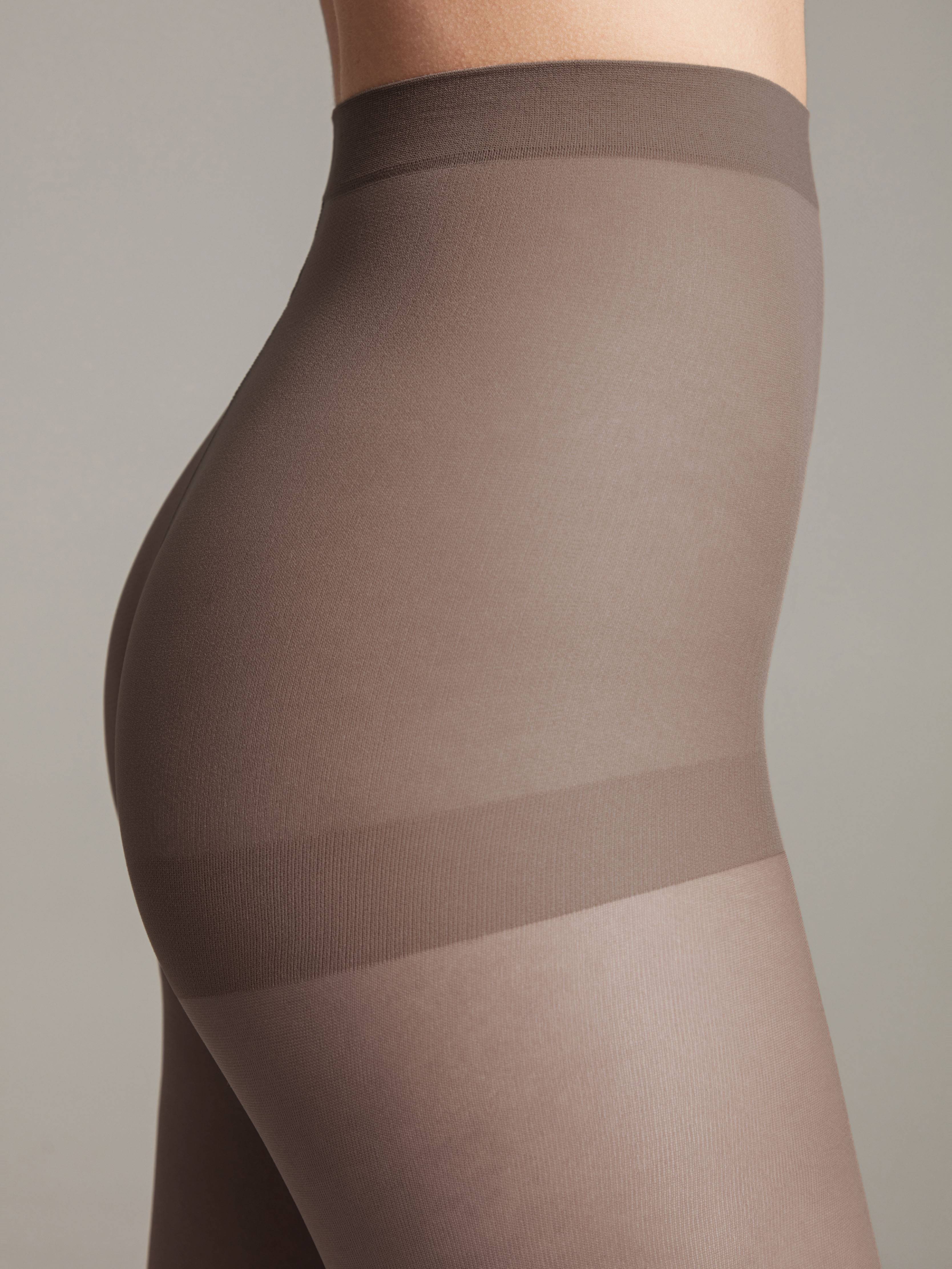 Conte Solo 20 Den - Classic Women's Pantyhose with a Reinforced Shorts (8S-39SP)